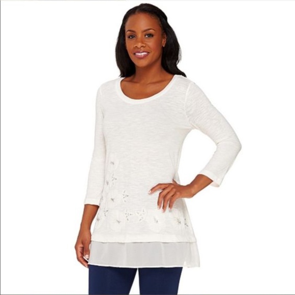 Logo by Lori Goldsein Tops - Logo by Lori Goldstein